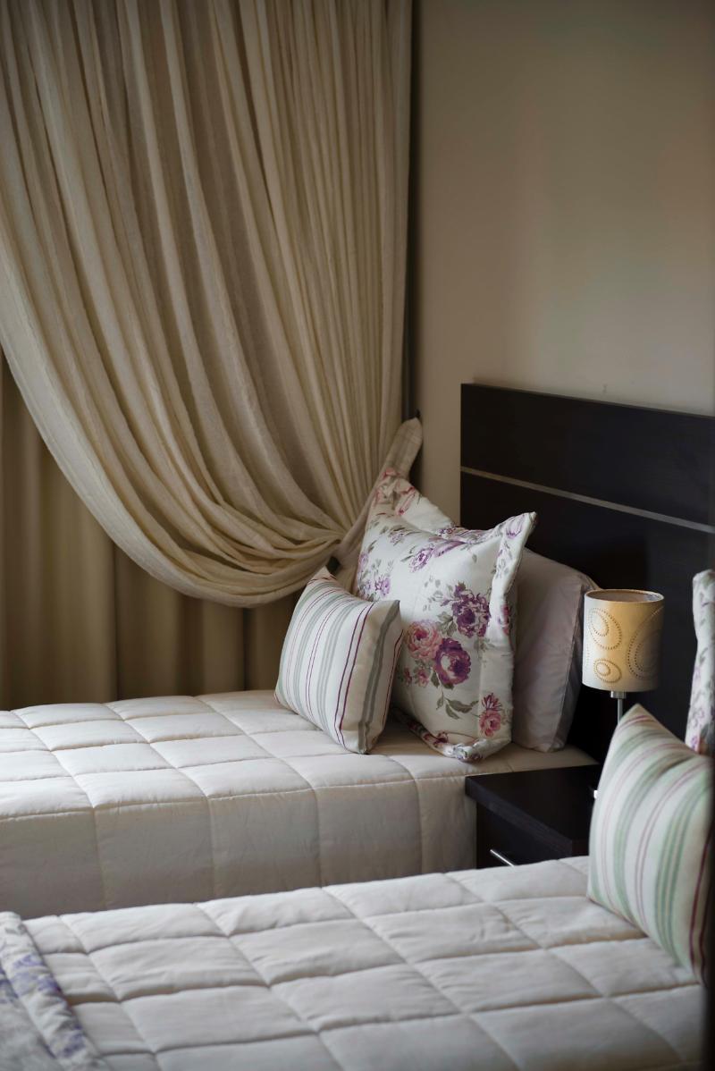 Arami Hotel & Lodge ปูแอร์โตอีกวาซู ภายนอก รูปภาพ