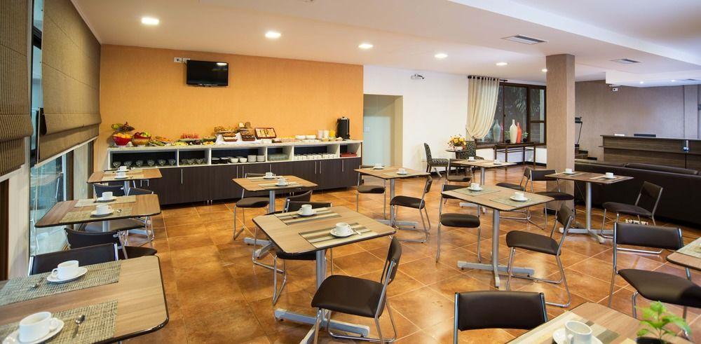 Arami Hotel & Lodge ปูแอร์โตอีกวาซู ภายนอก รูปภาพ