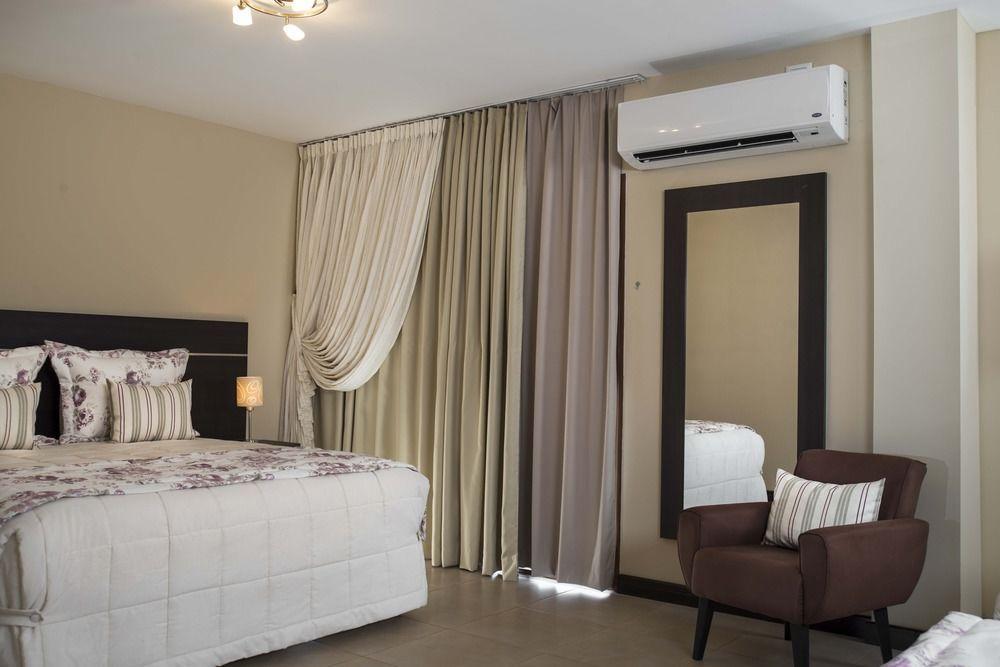 Arami Hotel & Lodge ปูแอร์โตอีกวาซู ภายนอก รูปภาพ