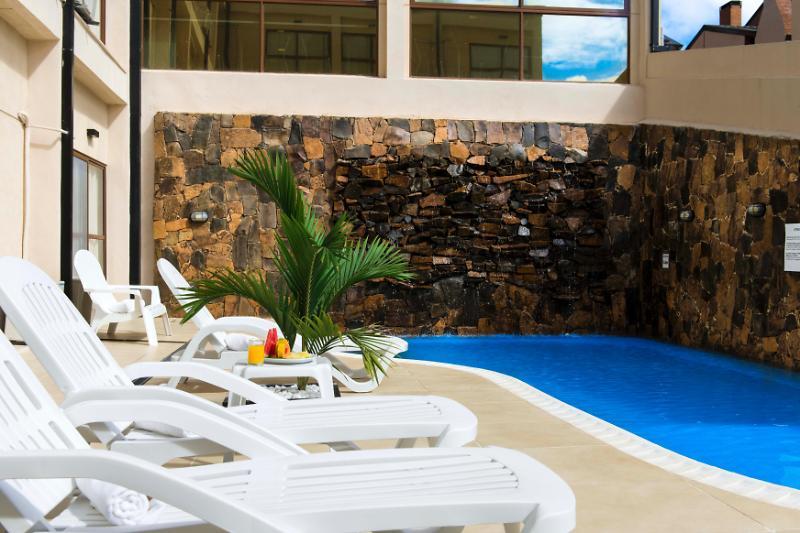 Arami Hotel & Lodge ปูแอร์โตอีกวาซู ภายนอก รูปภาพ
