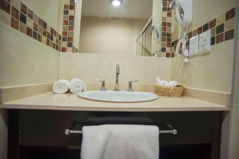 Arami Hotel & Lodge ปูแอร์โตอีกวาซู ภายนอก รูปภาพ