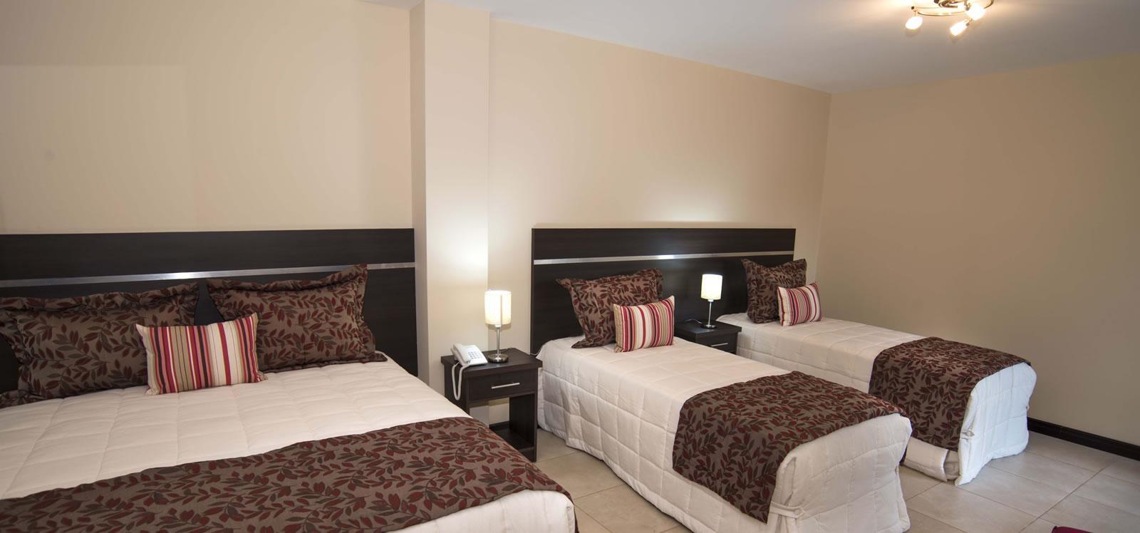 Arami Hotel & Lodge ปูแอร์โตอีกวาซู ภายนอก รูปภาพ