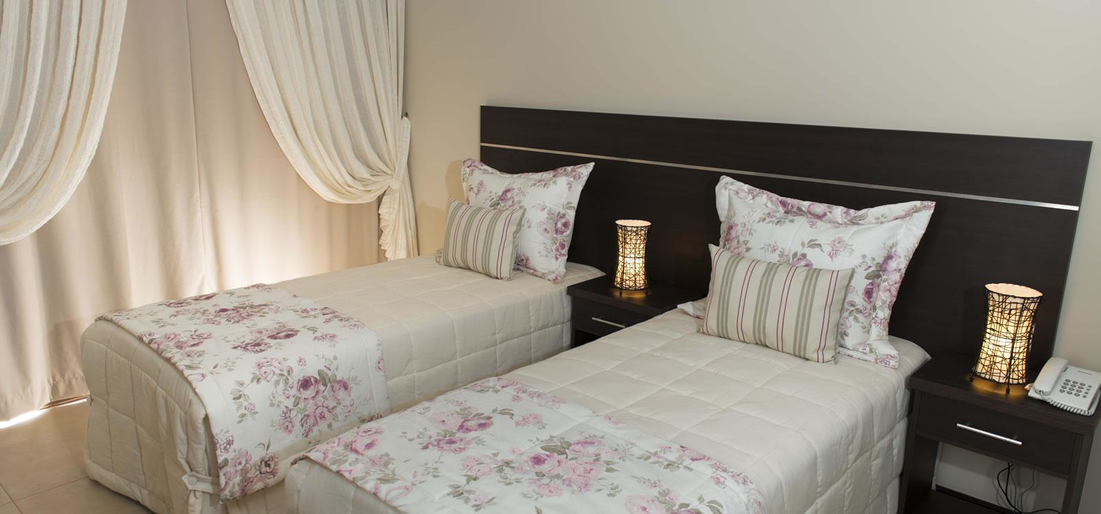 Arami Hotel & Lodge ปูแอร์โตอีกวาซู ภายนอก รูปภาพ