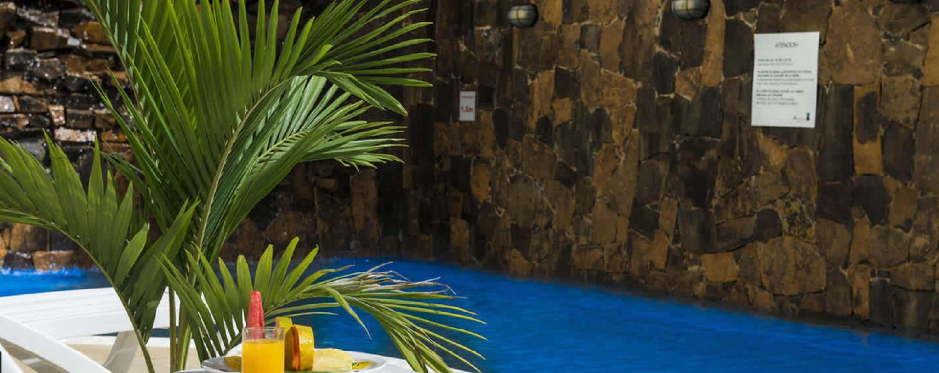 Arami Hotel & Lodge ปูแอร์โตอีกวาซู ภายนอก รูปภาพ