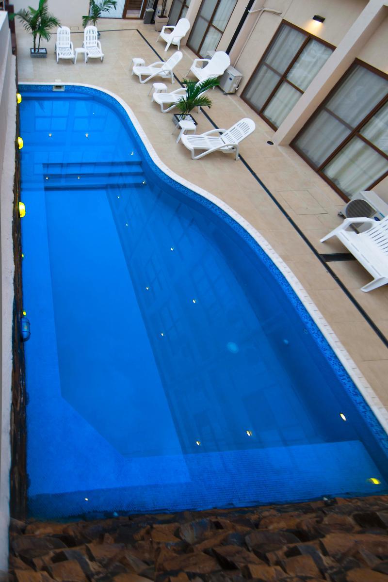 Arami Hotel & Lodge ปูแอร์โตอีกวาซู ภายนอก รูปภาพ