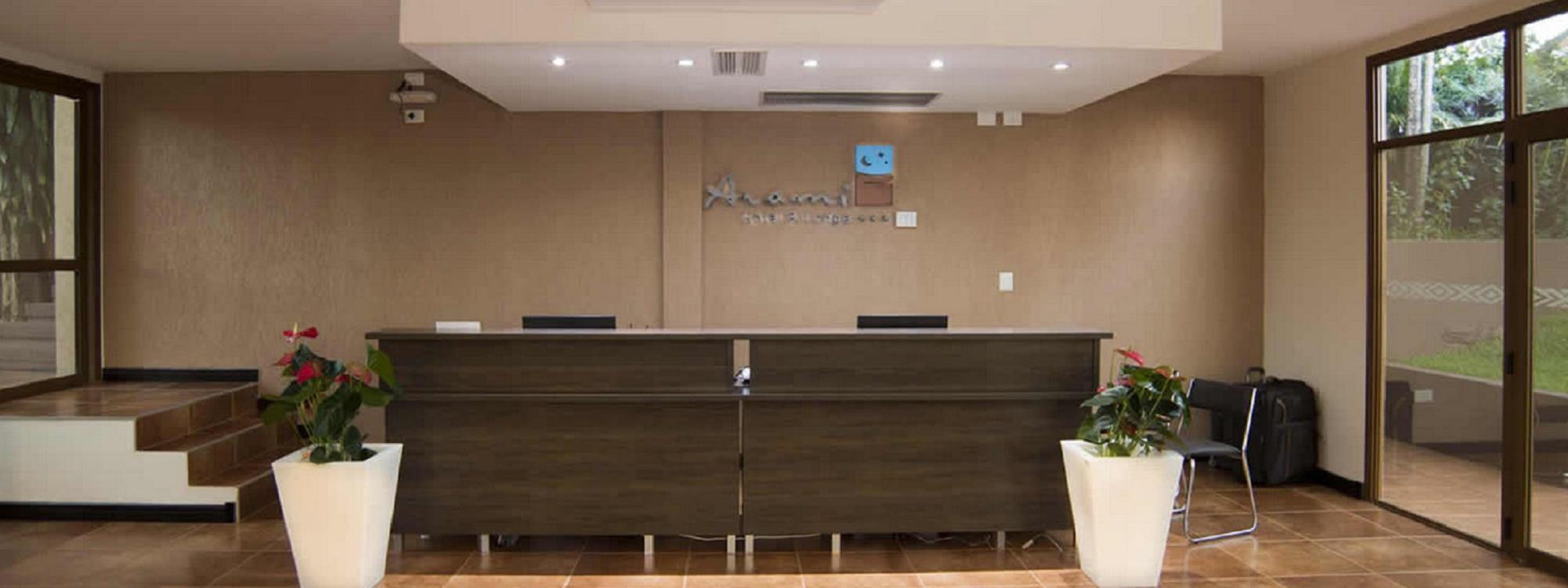 Arami Hotel & Lodge ปูแอร์โตอีกวาซู ภายนอก รูปภาพ