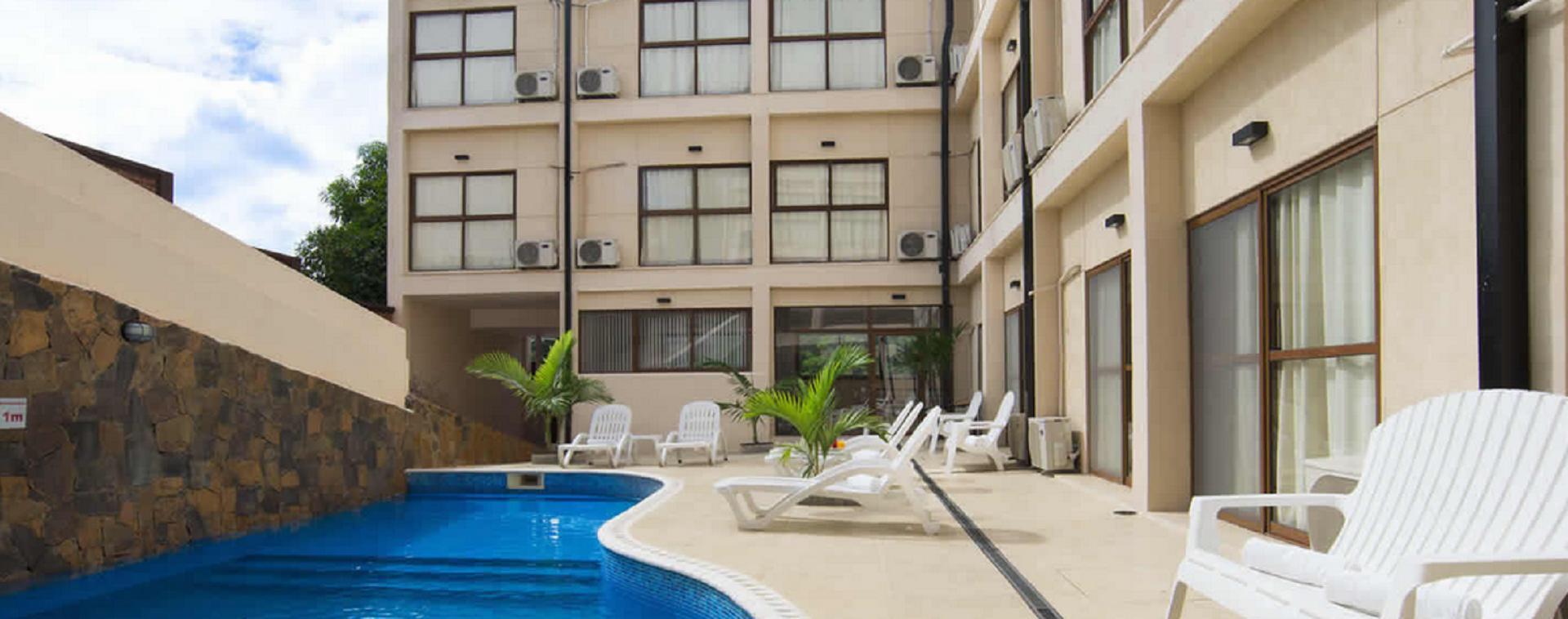Arami Hotel & Lodge ปูแอร์โตอีกวาซู ภายนอก รูปภาพ